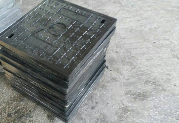 復合井蓋
